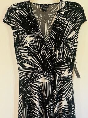 Black and White Palm-Print Midi Dress